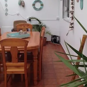 https://kaktus-beach-house.in-canary-islands.com